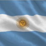Cómo hacer banderas argentinas con diferentes materiales